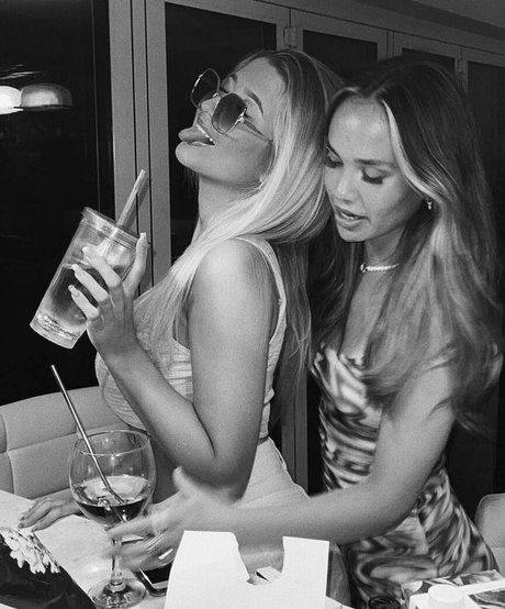 Laura Brophy 独占モデル 写真