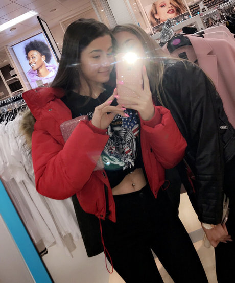 Laura Brophy 完璧なモデル 写真