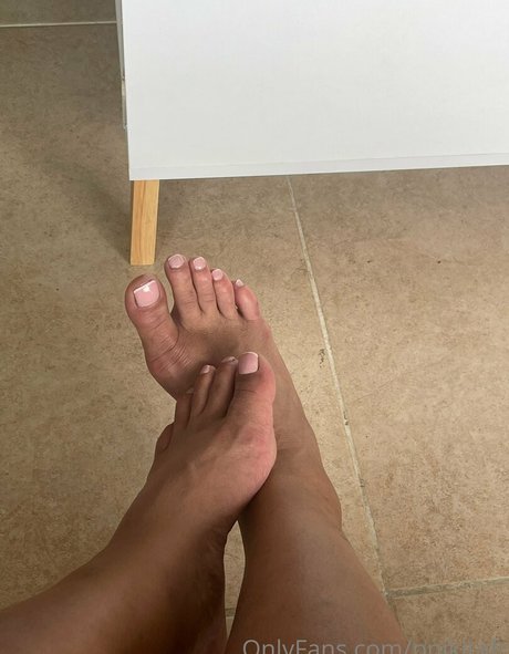 巨大なペニスオンリーファンズ ポルノ ギャラリー