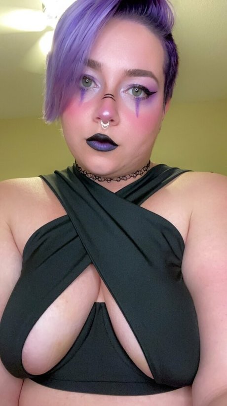 unsupervised housewife ポルノスター 写真