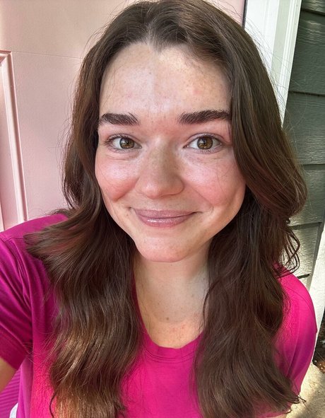 巨乳の熟女オンリーファンズ エロチック 写真