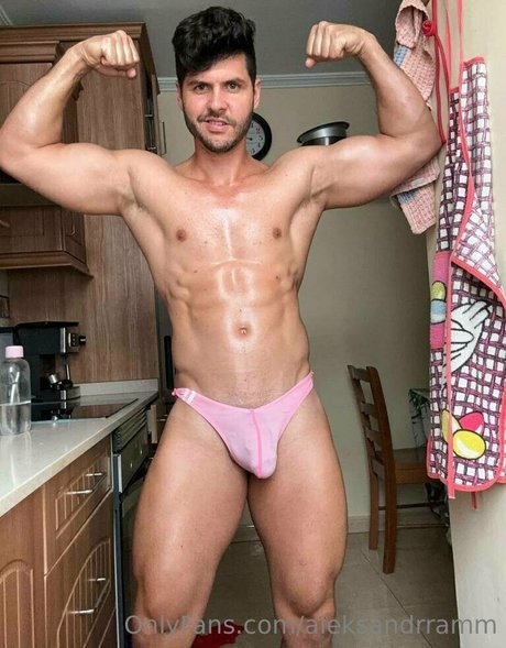 巨乳ティーンオンリーファンズ xxx 画像