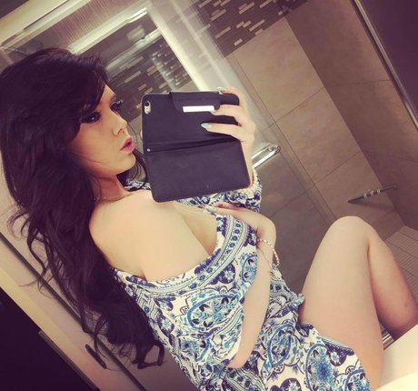 パウグプリンセスOnlyFans 無料ポルノ ギャラリー