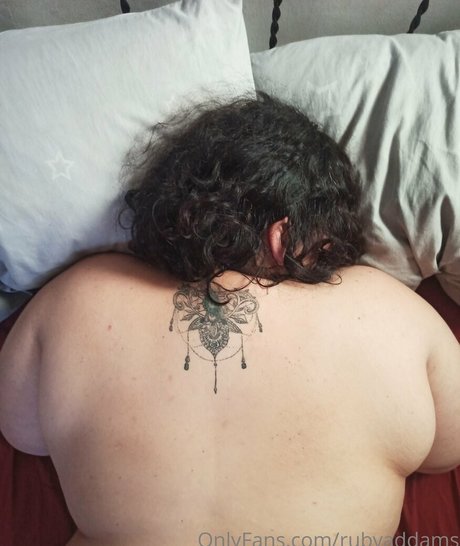 騎乗位熟女OnlyFans ホットセックス 写真