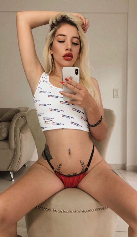 女装オンリーファン HD 画像