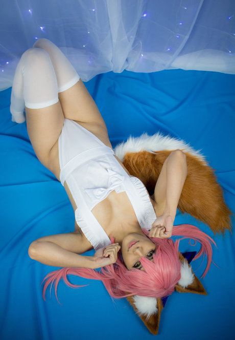 パフィーオンリーファンズ セクシー裸 写真