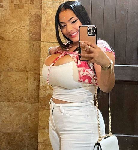 縛られたOnlyFans 美しい 画像