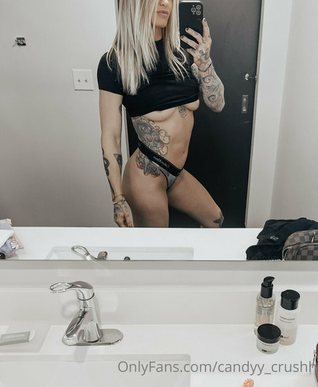 Candyy crushh 素敵なモデル 写真