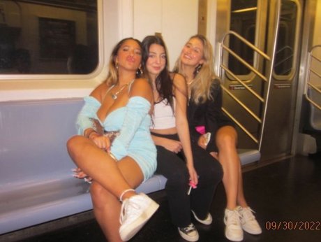 Abby C 無料モデル ギャラリー