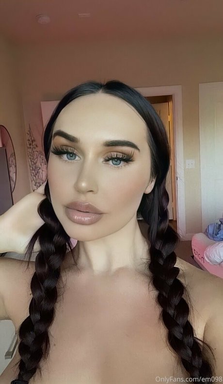 em098 無料モデル 画像