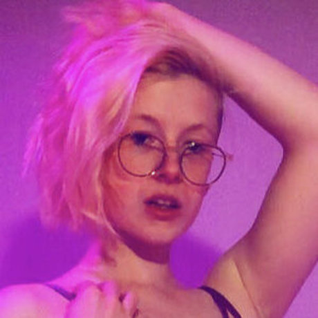 Goblinflower エロティックなモデル 写真