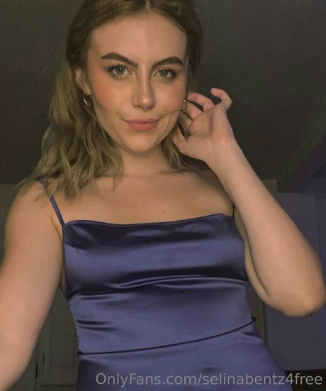 selinabentz4free ポルノスター 画像