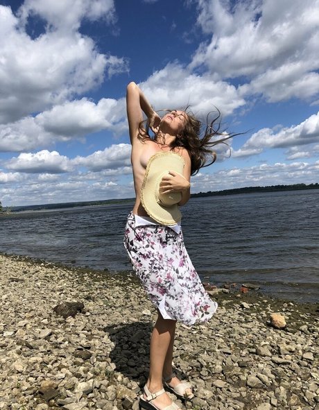 kat3free 独占女優 ギャラリー