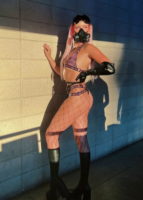 BBW TS オンリーファンズ ホットセクシー 写真