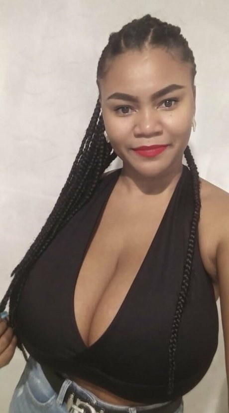 逆騎乗位 オンリーファンズ アートヌード 画像