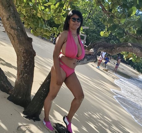 BBW フェイシャル OnlyFans ポルノグラフィック ギャラリー