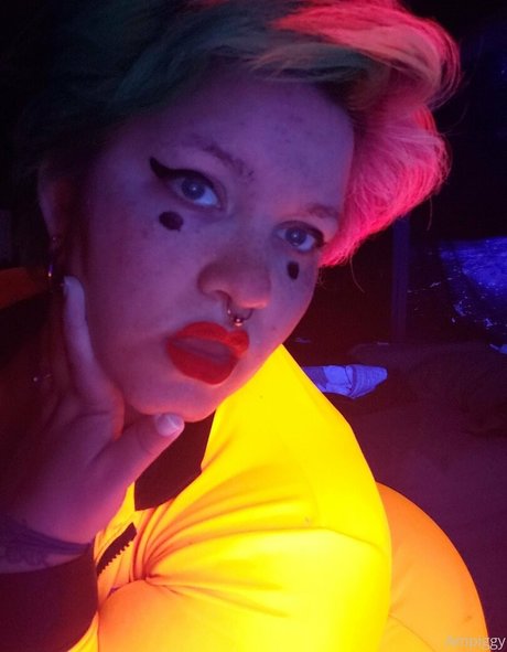 小柄な妻OnlyFans 無料ポルノ 写真