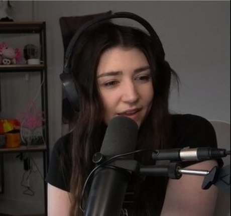 Wolfabelle ポルノ女優 写真