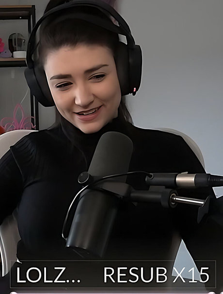 ゴス3P OnlyFans ホット裸 画像