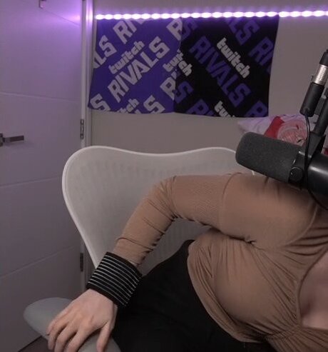 Wolfabelle ポルノスター 美しい 写真