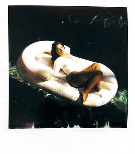 修道女オンリーファンズ 無料ポルノ 画像