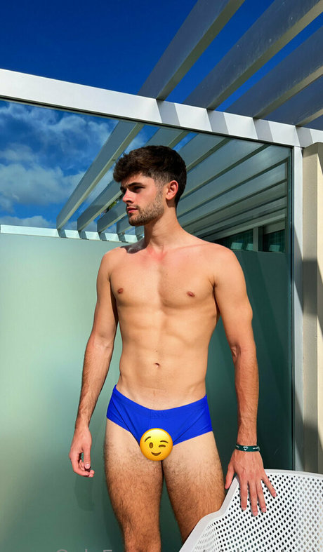 BBW パウグ オンリーファンズ パーフェクト 写真