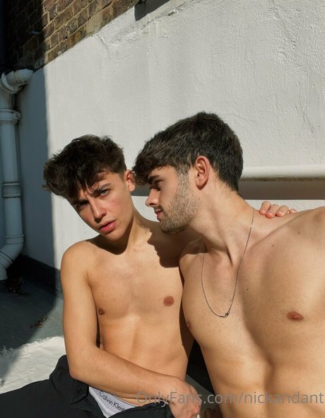 nickandant セックスポルノスター 写真