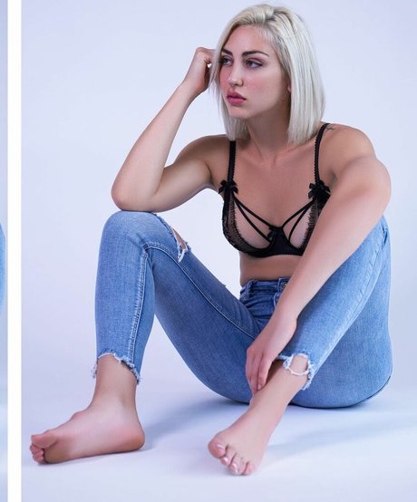 ティーン乱交OnlyFans 無料エロ ギャラリー