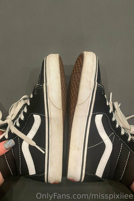 misspixiiee HDポルノスター 画像