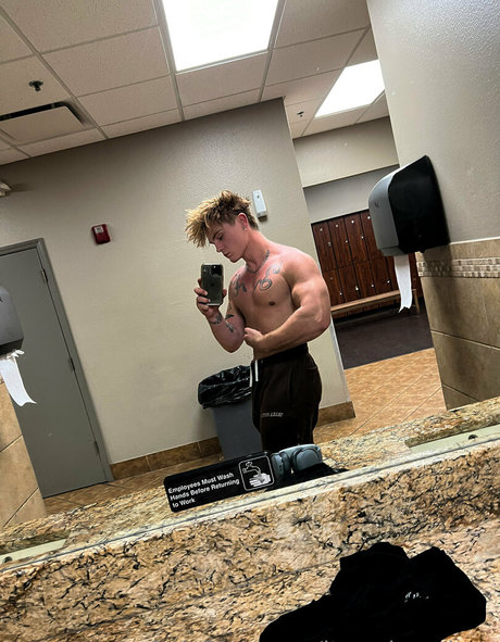 itscodyandrew スター ギャラリー