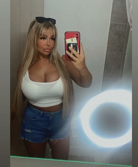 ビデオ通話 オンリーファンズ セクシーヌード ギャラリー