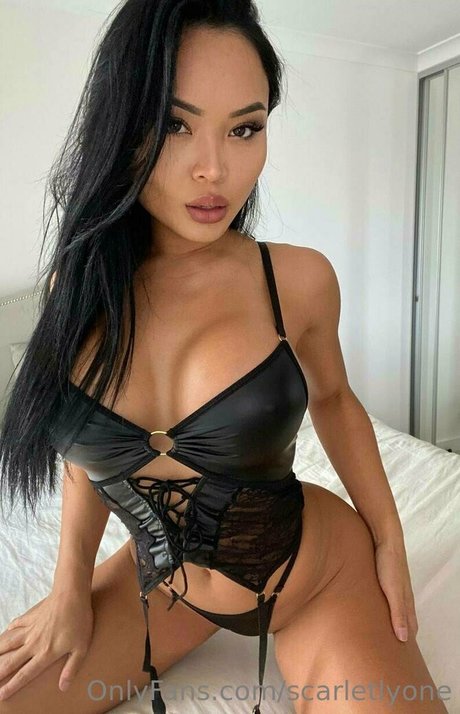 バン・オンリーファンズ 無料xxx 画像