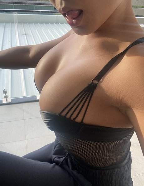 18歳以下の無料OnlyFans 無料裸 画像