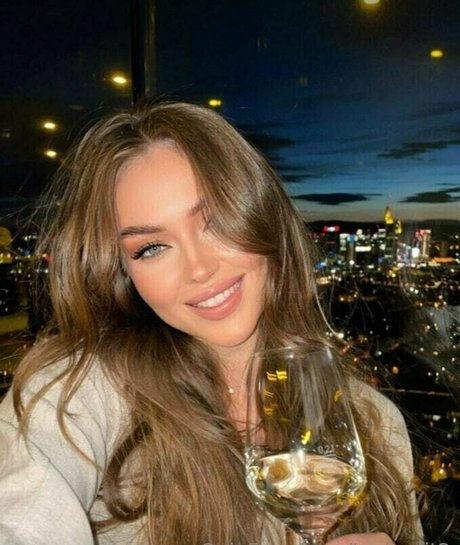 tasha fit2 ホットなポルノスター 画像