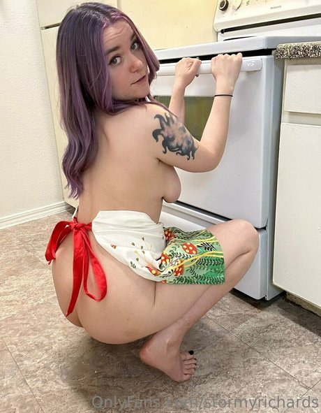 巨乳ブルネットオンリーファンズ 無料セックス 写真