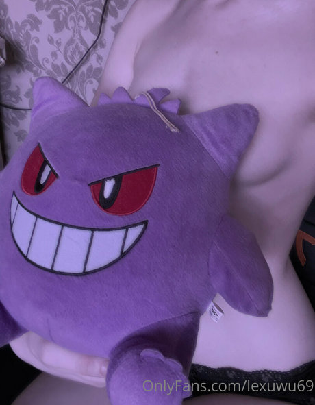 lexuwu69 ヌード女優 写真