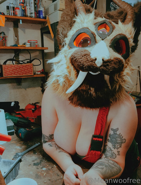 大学生カップルのオンリーファンズ ホット 画像