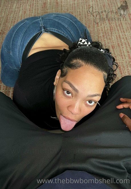 boujeebombshell 裸の女優 写真