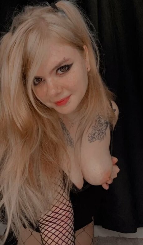 巨乳 パイズリ OnlyFans 美しいxxx 写真