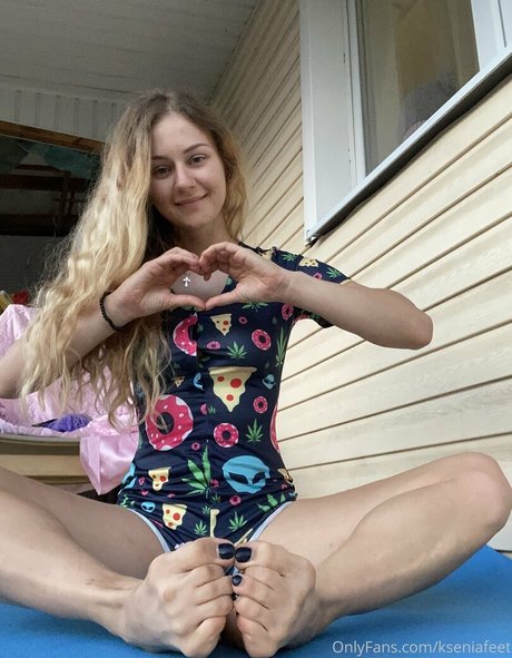 裸ヨガオンリーファンズ 美しい裸 写真