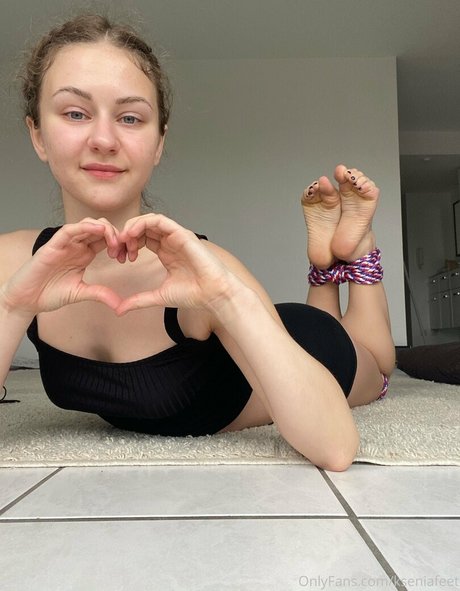 ポニーテールオンリーファンズ 無料ポルノ 画像