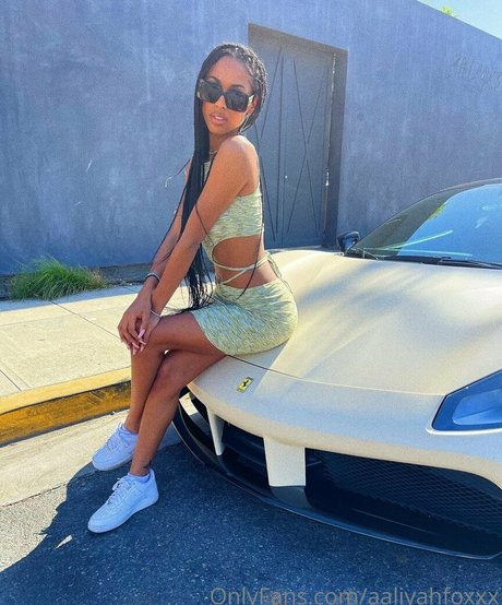 義理の妹オンリーファンズ ホット 写真