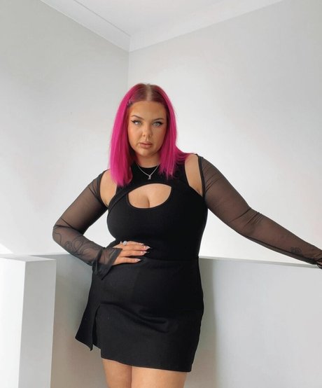 大学生のオンリーファンズ 限定 写真