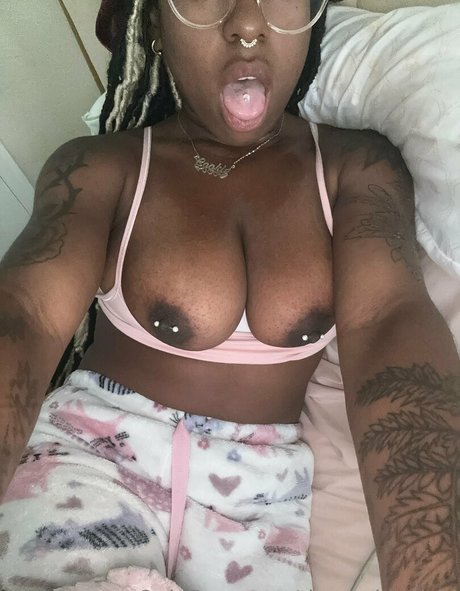 thecookieswirl エロティックモデル 写真