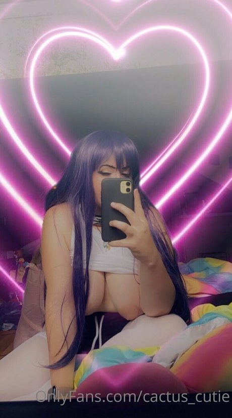 厚い黒檀オンリーファンズ セクシーヌード 画像