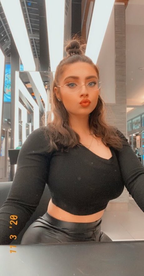 垂れ下がった熟女OnlyFans 限定 写真