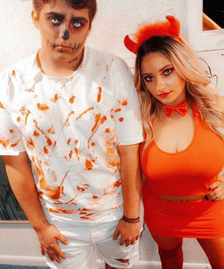 巨乳の黒人女性オンリーファンズ セックス 写真