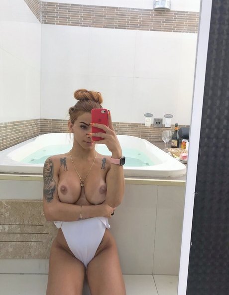 Marcelle Herrera ヌードモデル 画像