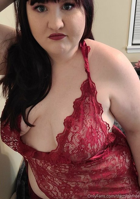 thictyphbbw ポルノスター 可愛い 画像