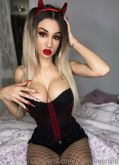 crisvqueenvip ポルノモデル ギャラリー